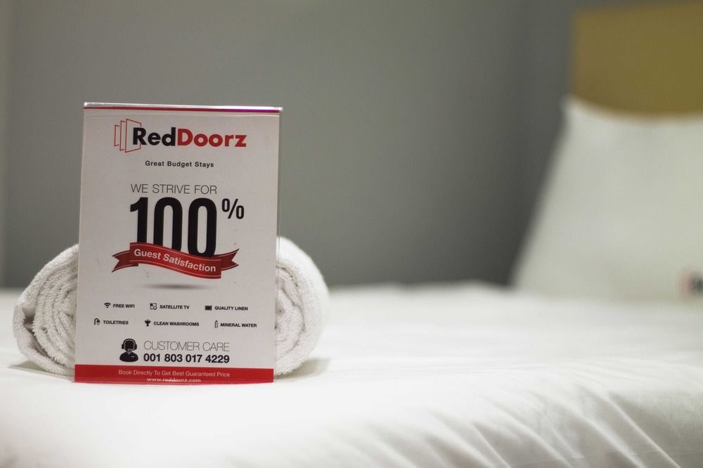 Reddoorz @ Radio Dalam Hotel Jakarta Exterior photo